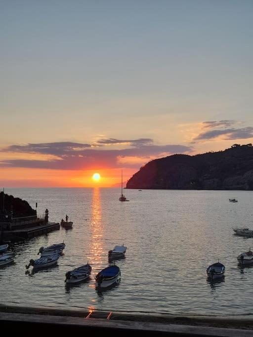 Un Tuffo Nel Mare Villa Леванто Екстериор снимка